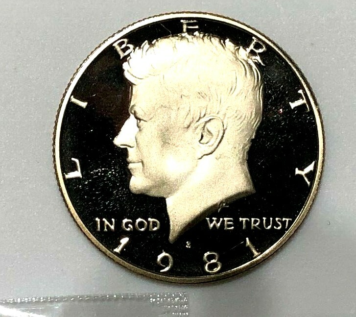 1981 P D S KENNEDY HALF DOLLAR Choice In Cello + Proof From Proof Set