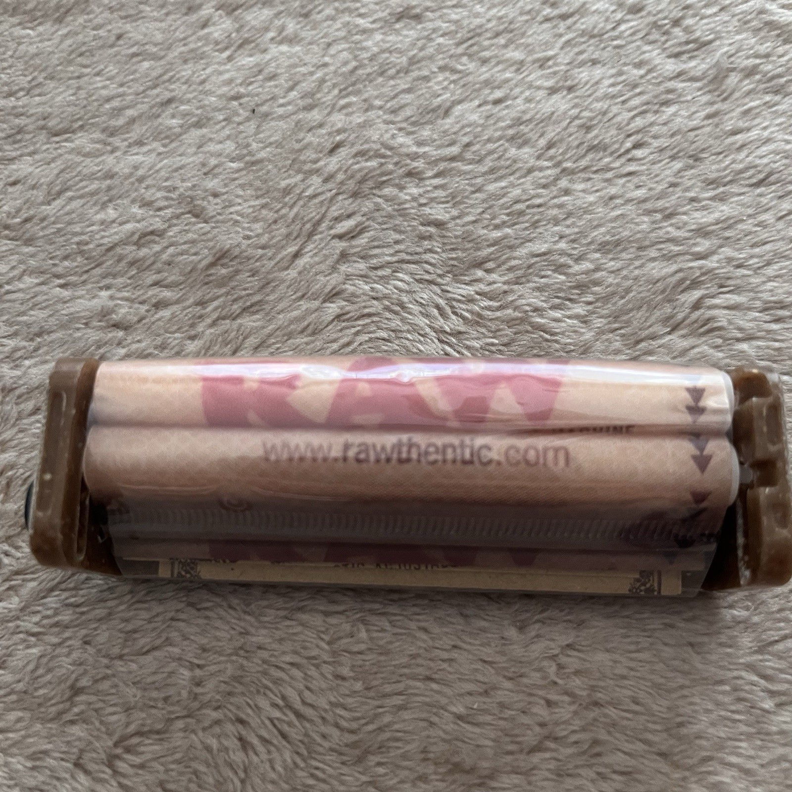 1 (one) RAW 79 mm 1 1/4 Hemp Plastic Cigarette Rolling Machine