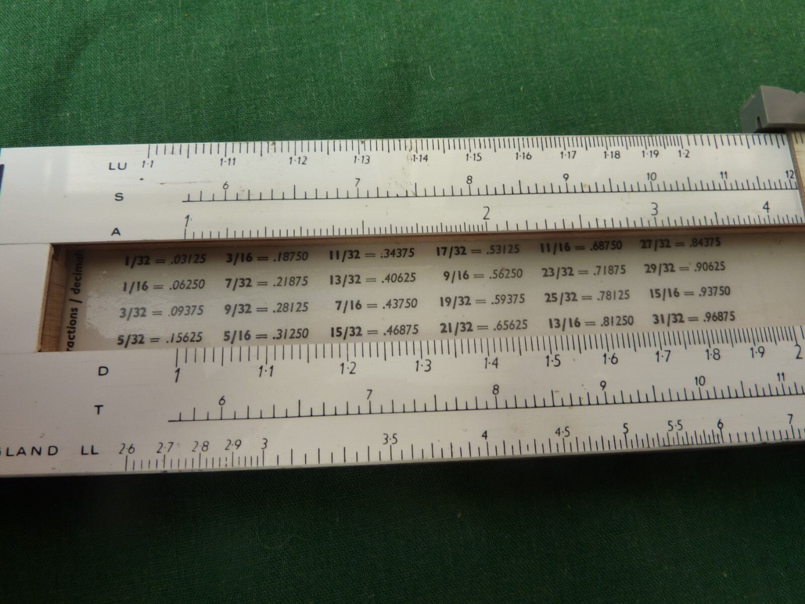 UNIQUE 'UNIVERSAL ONE' SLIDE RULE WITH POUCH