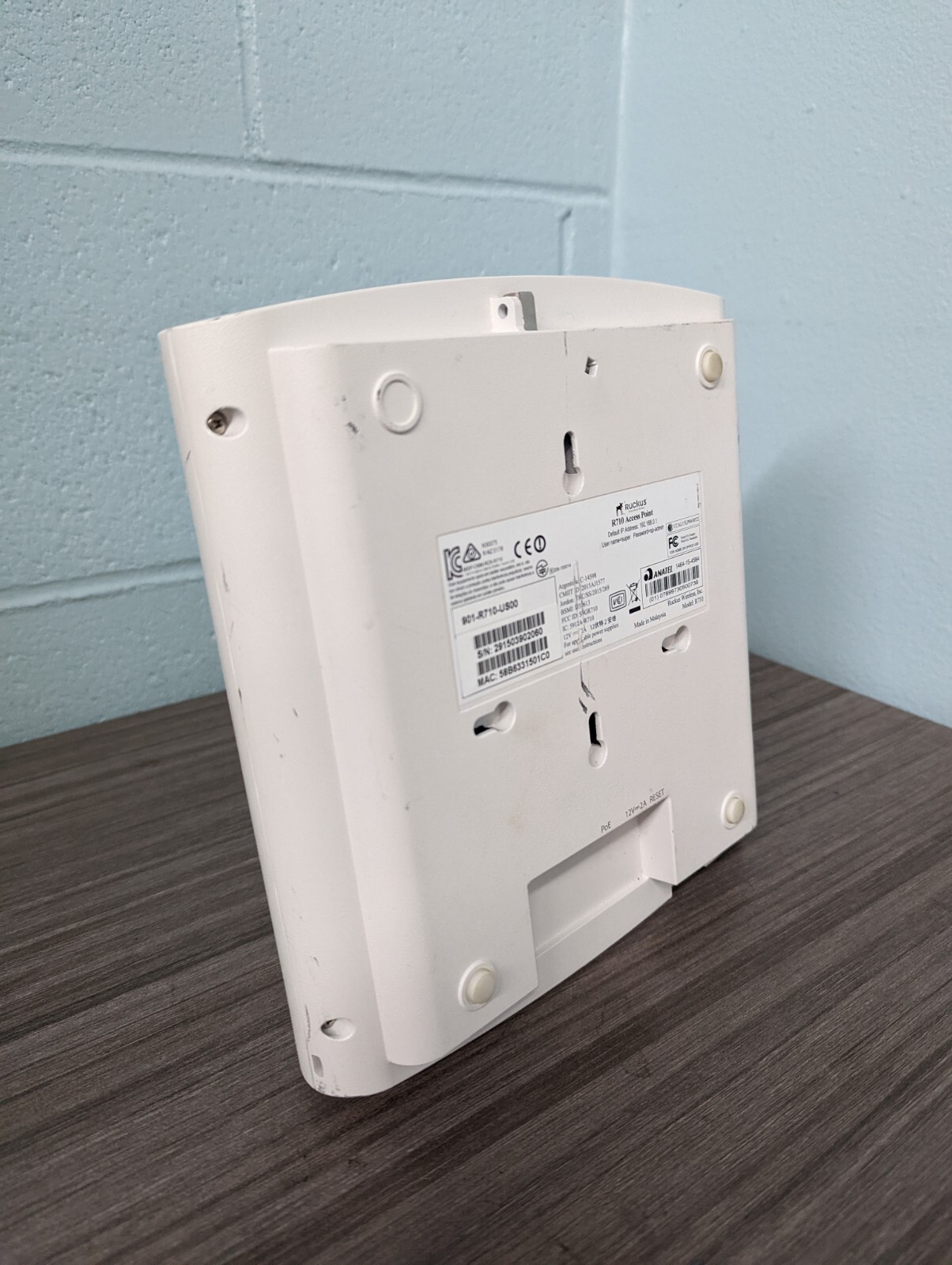 Ruckus ZoneFlex R710 Wireless Access Point 901-R710-US00