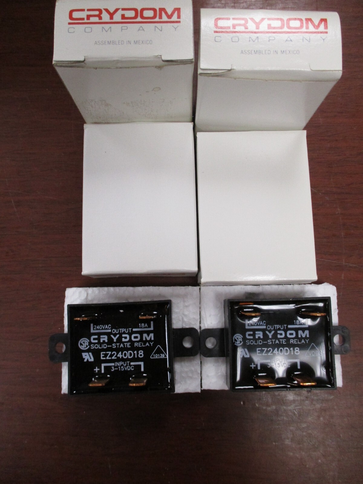 Crydom EZ240D18 Solid State Relay (3-15VDC, 240VAC, 18A) Lot of 4