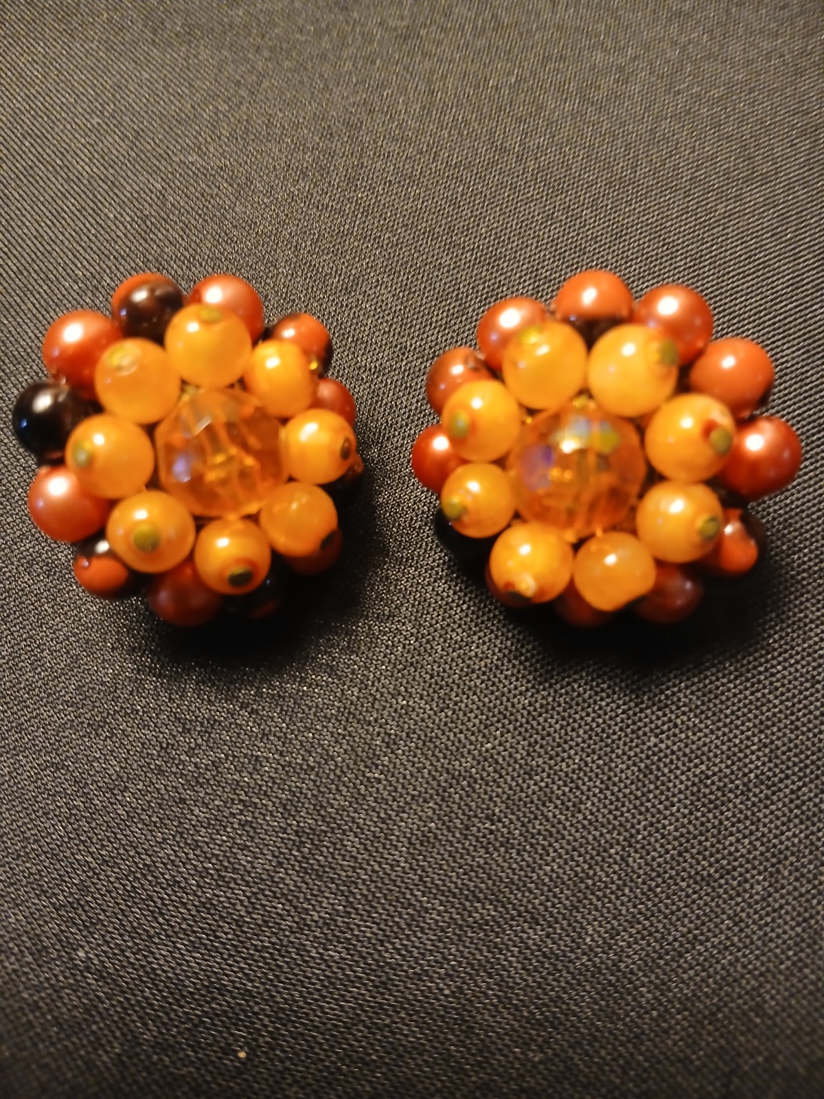 Vintage 1950 Hong Kong Berry Cluster Clip Earrings