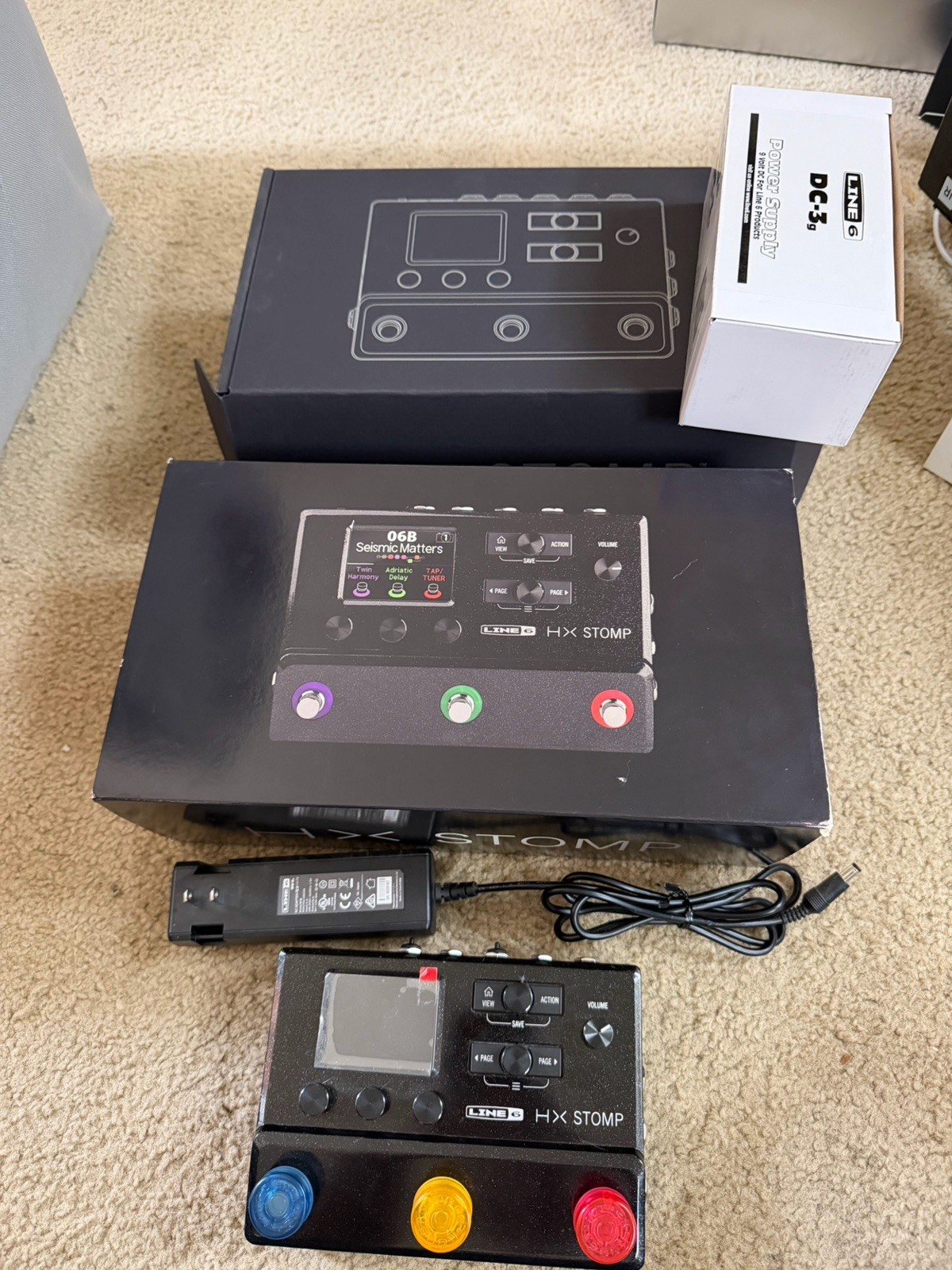 Line 6 HX Stomp Digital Multi-Effects Processor Pedal for Electric/Bass