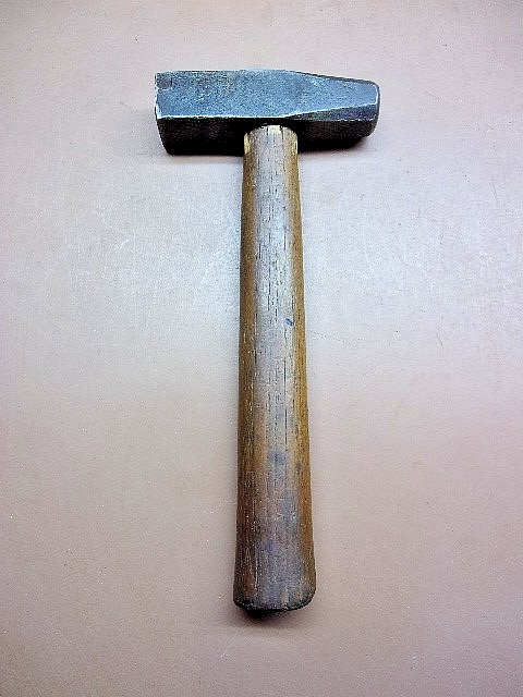 Vintage Short Stout Blacksmithing Hammer 1 Lb. 6 Oz. w/Square & Round Faces