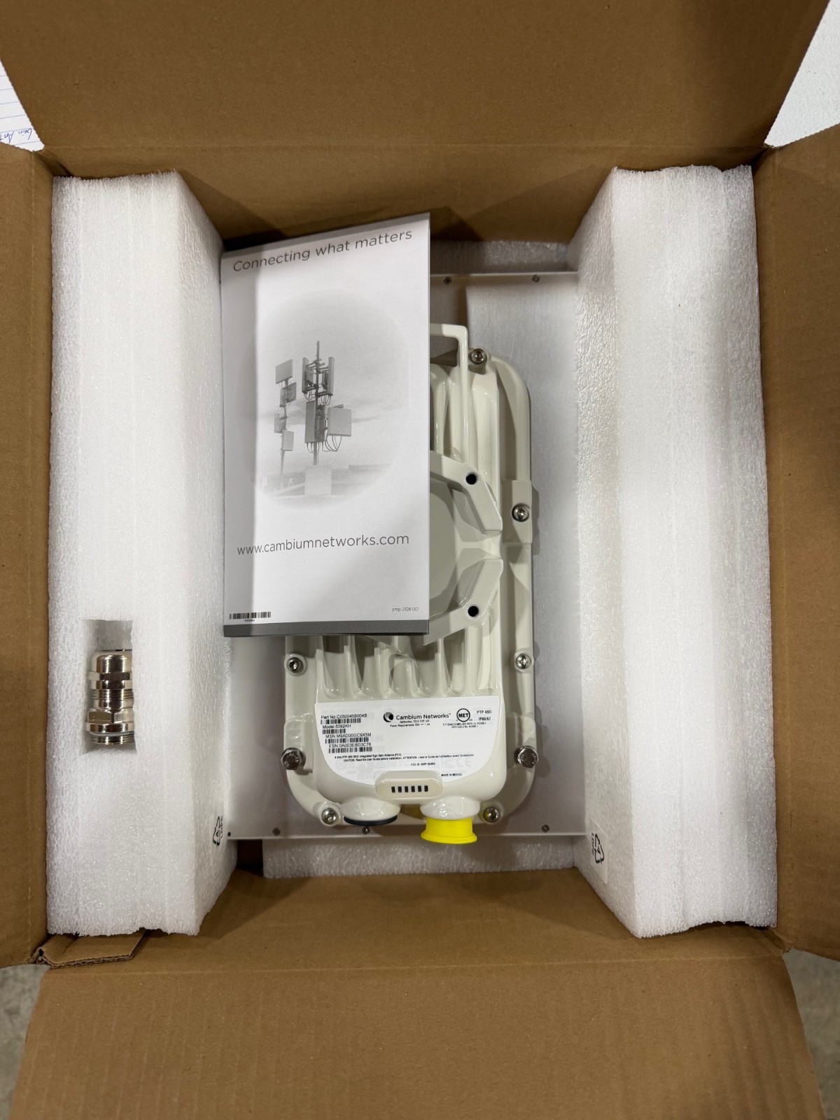 Cambium 5 GHz PTP 450i END Integrated High Gain Antenna