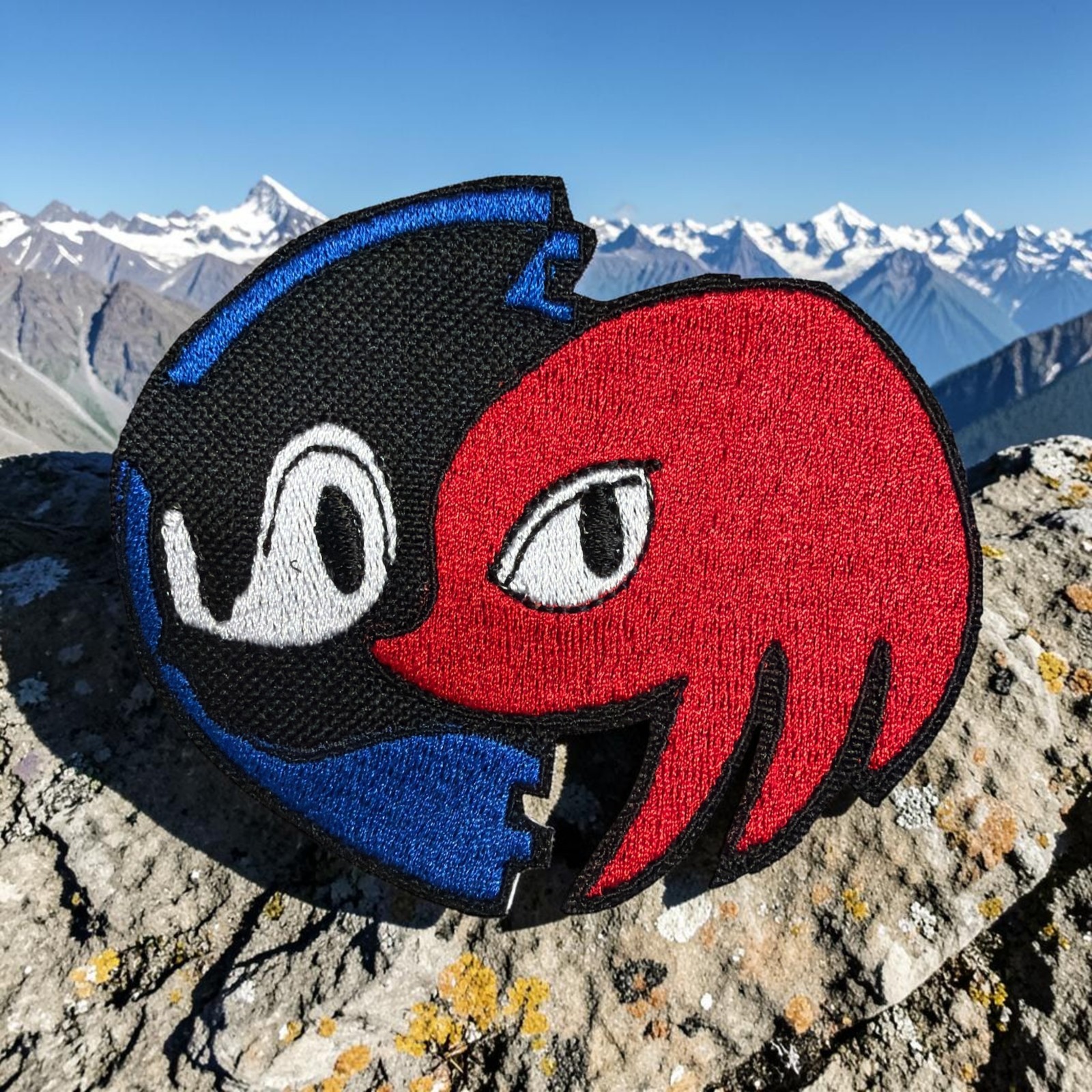 Sonic the Hedgehog & Knuckles Embroidery Patch 3.05" X 3.54" W