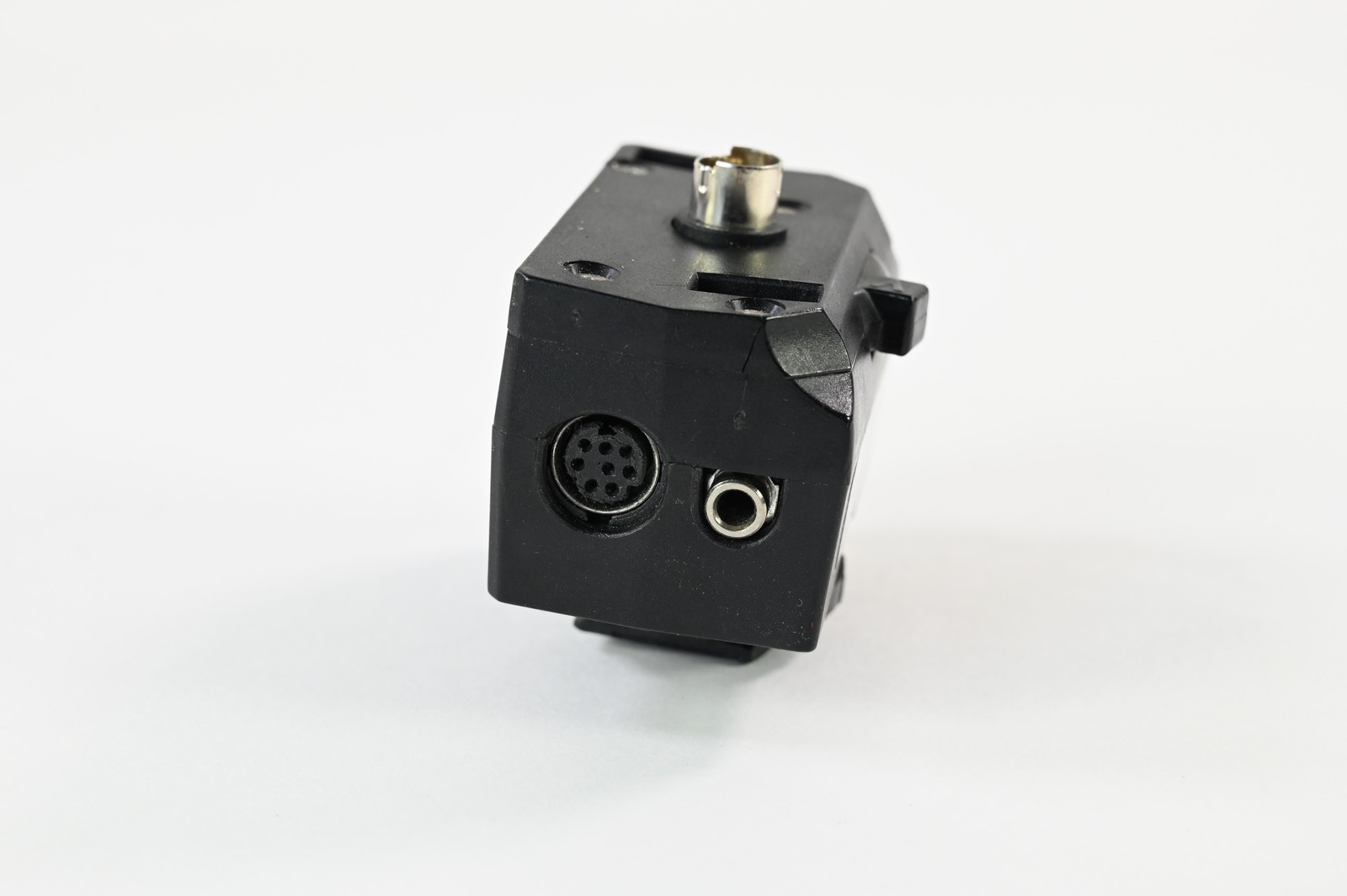 Quantum FW11 Universal Connection Module w/Hot Shoe #G069