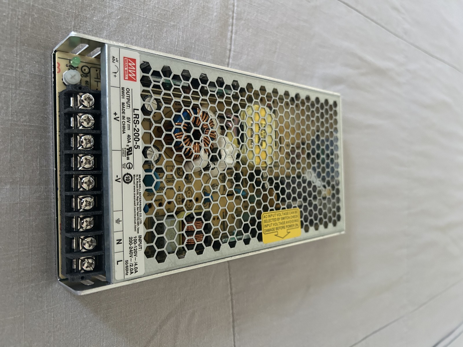 Mean Well Power Supply LRS-200-5 (5 Volt 40 AMP) Slightly Used 110V/220V Switch