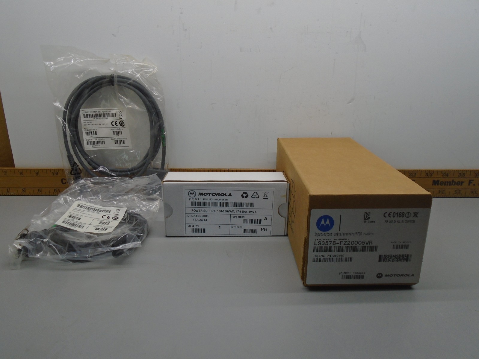 New old Stock LS3408/FZ20005R Motorola  Bar Code Scanner Cables Power Supply W17