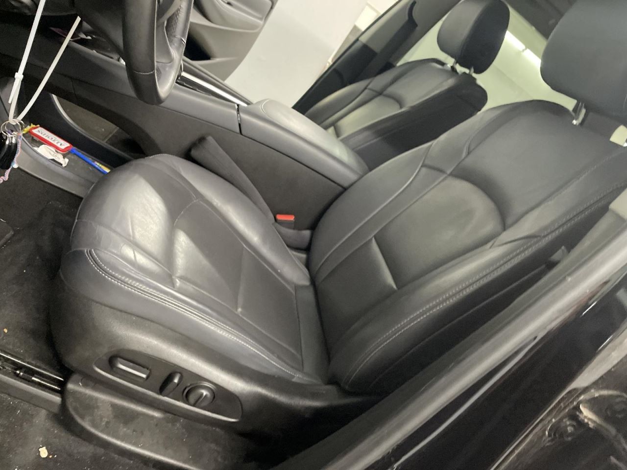 ENCLAVE 2018 Air Shutter 964498