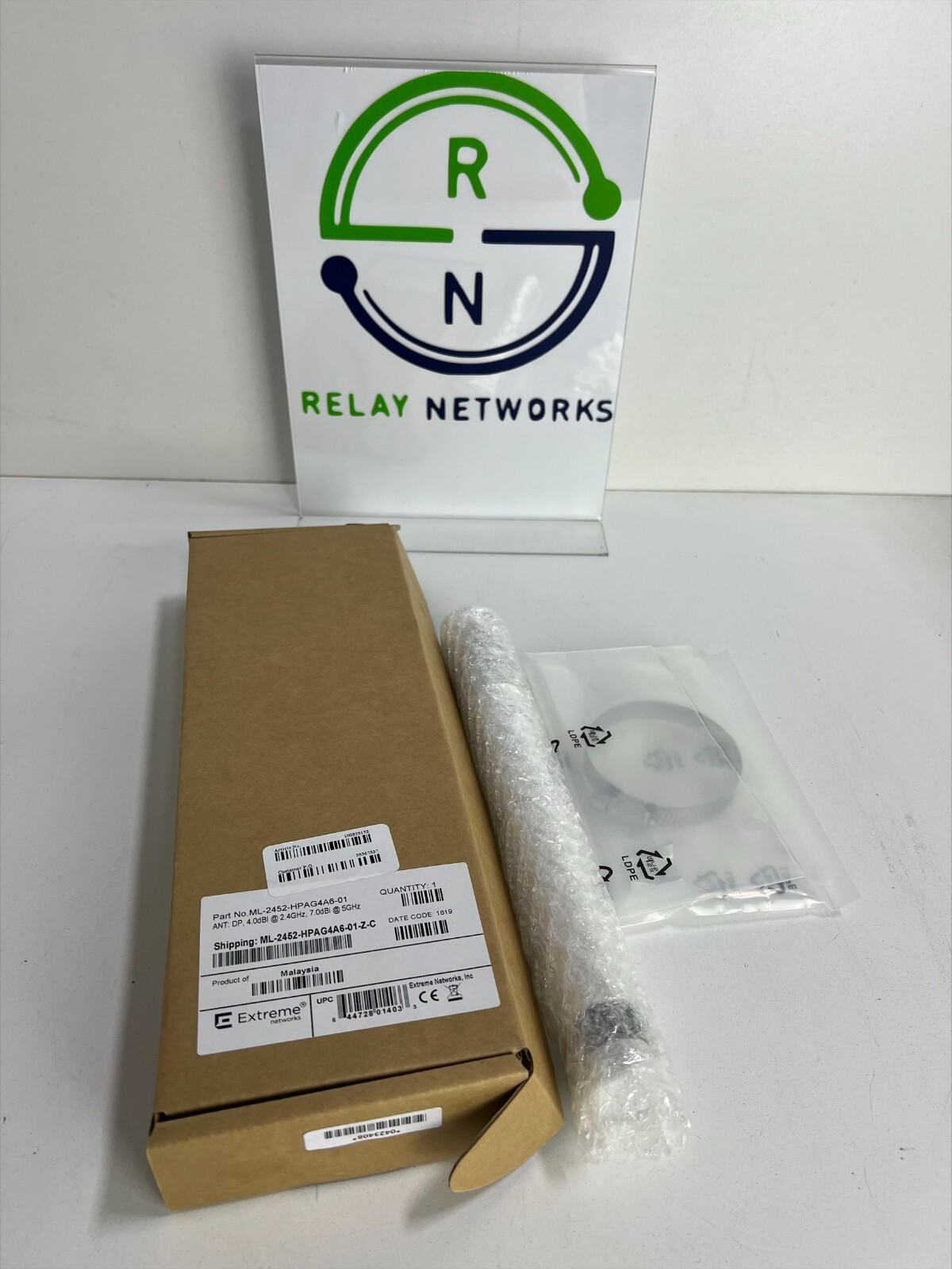 Lot of 10  Extreme ML-2452-HPAG4A6-01 antenna DP, 4.0dBI @ 2.4Ghz, 7.0dBi @ 5ghz