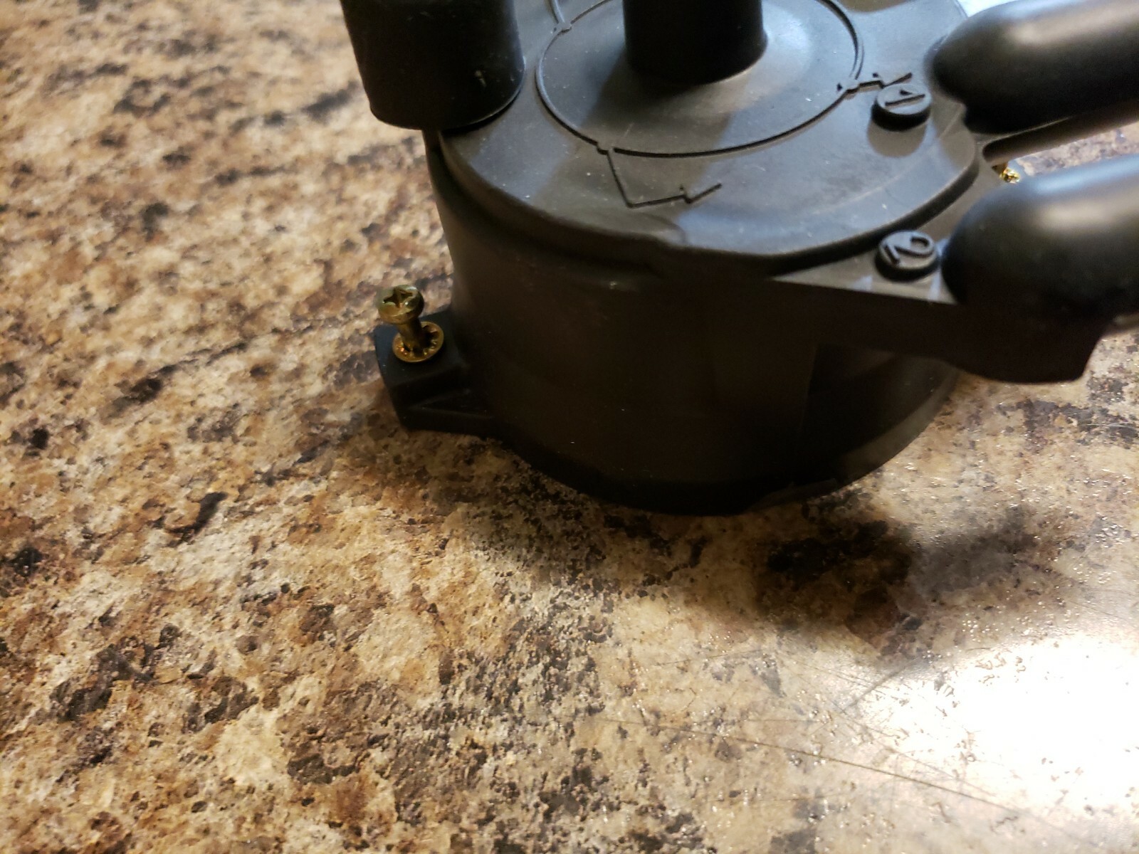 NEW OLD STOCK GENUINE STANDARD DISTRIBUTOR CAP FD-171