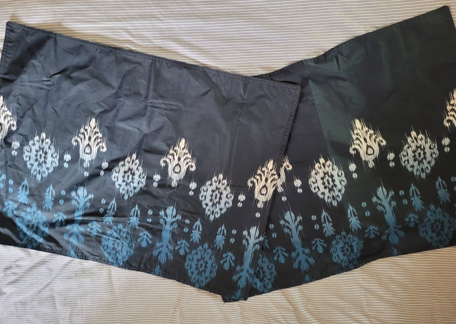 Williams Sonoma Life Style Standard Sham NEW w/out Tags Navy Blue & White