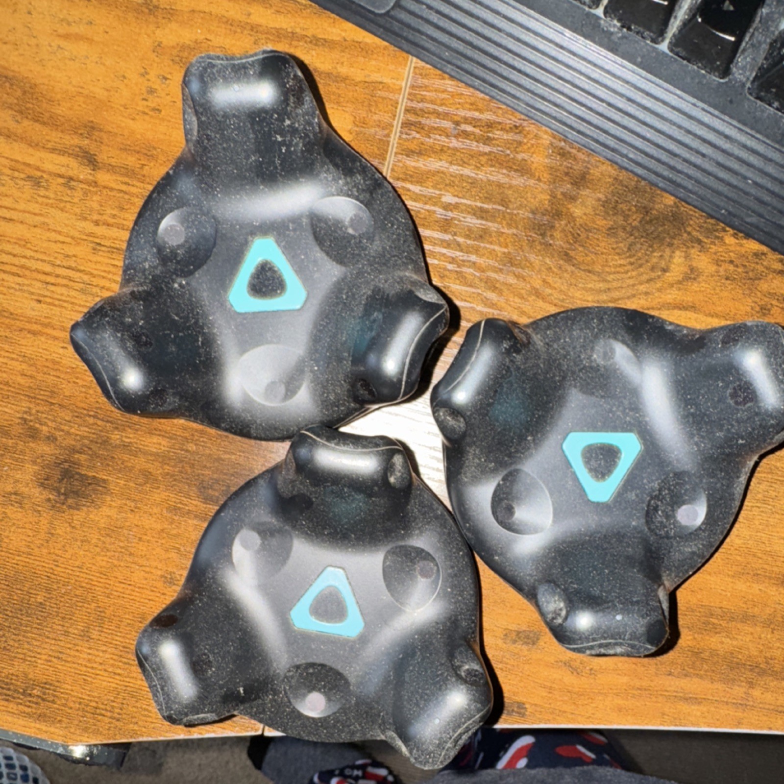 HTC Vive Tracker 2.0 Set of 3 Black Motion Trackers for VIVE VR Room Tracking