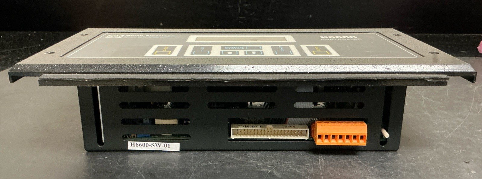 North American H6600 Controller