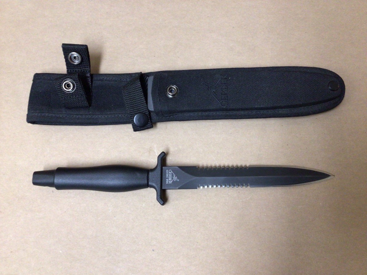 GERBER 420HC MARK II FIXED BLADE KNIFE WITH NYLON SHEATH (G29005587)