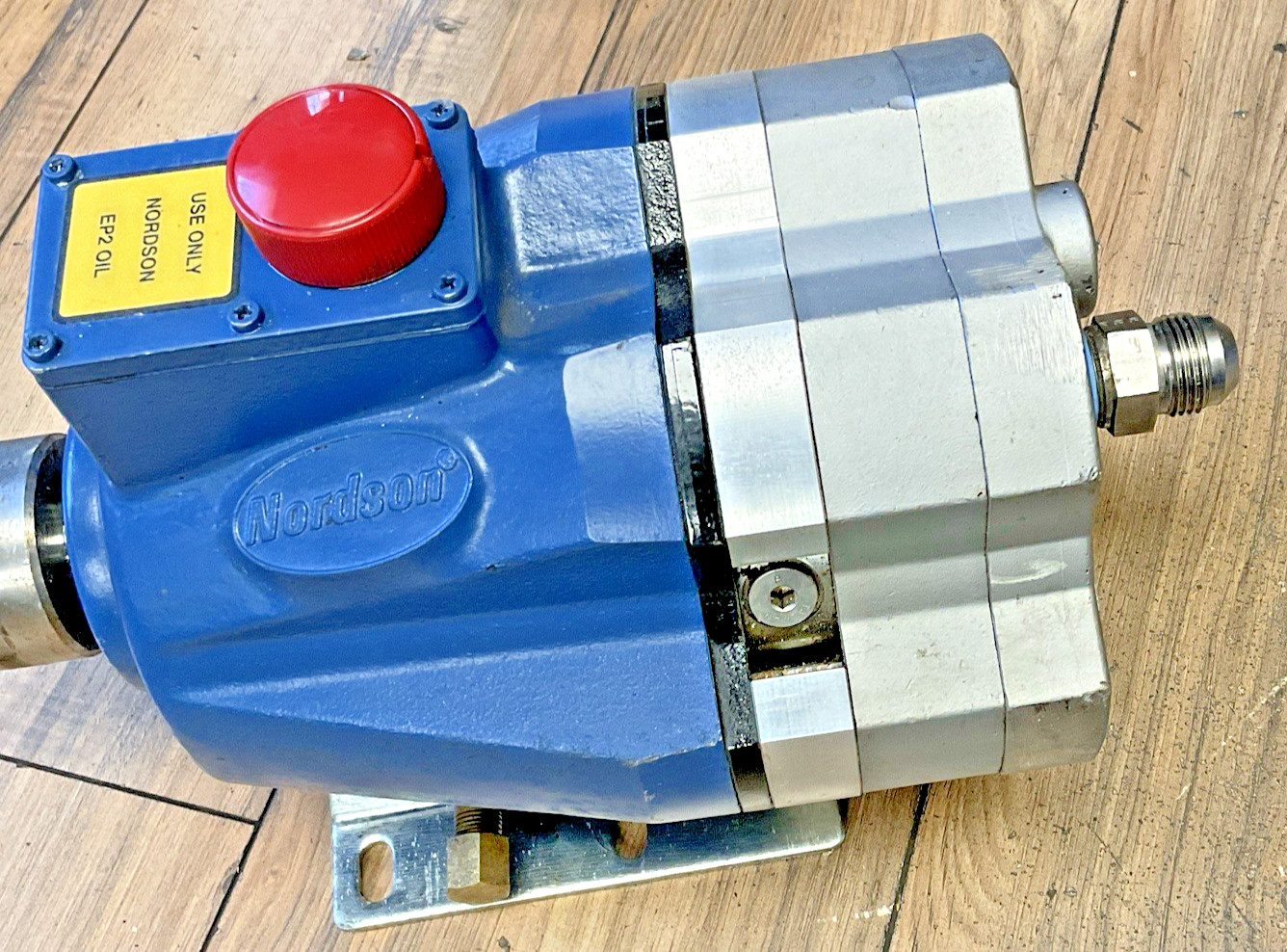 NORDSON 1047481 HOT MELT SYSTEM PUMP AA23C25591