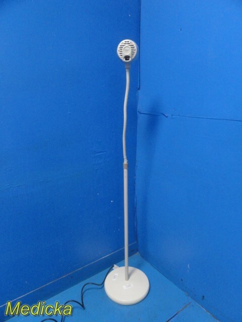 Midmark Ritter Model 152-001 Exam/Procedure Light W/O Caster Base ~ 36466