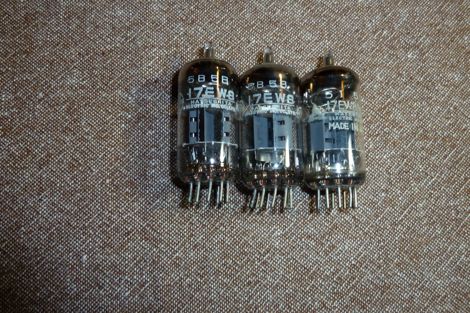 3 – 17EW8 Glass Amplifier Vacuum Tubes Item #473