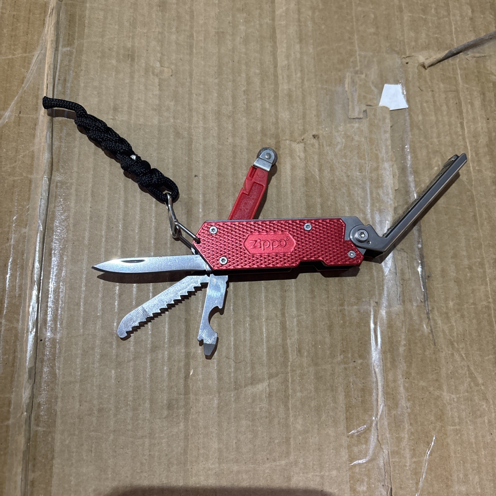 Zippo Red SureFire Multi-Tool, Flint, Knife & Paracord, 40549