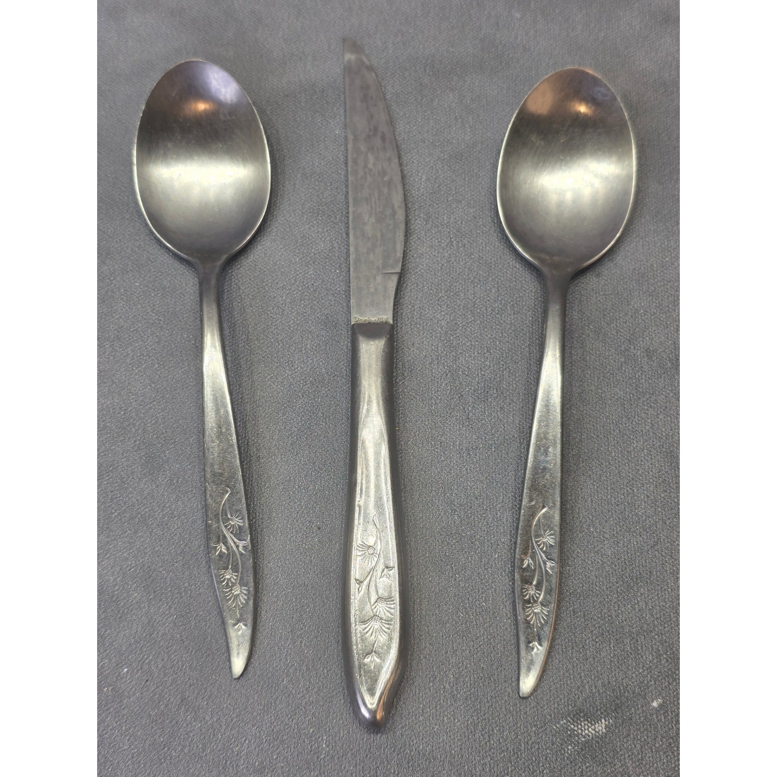 Tradition Misty Isle Stainless USA Flatware Set 2 Spoons 1 Knife Floral Etched