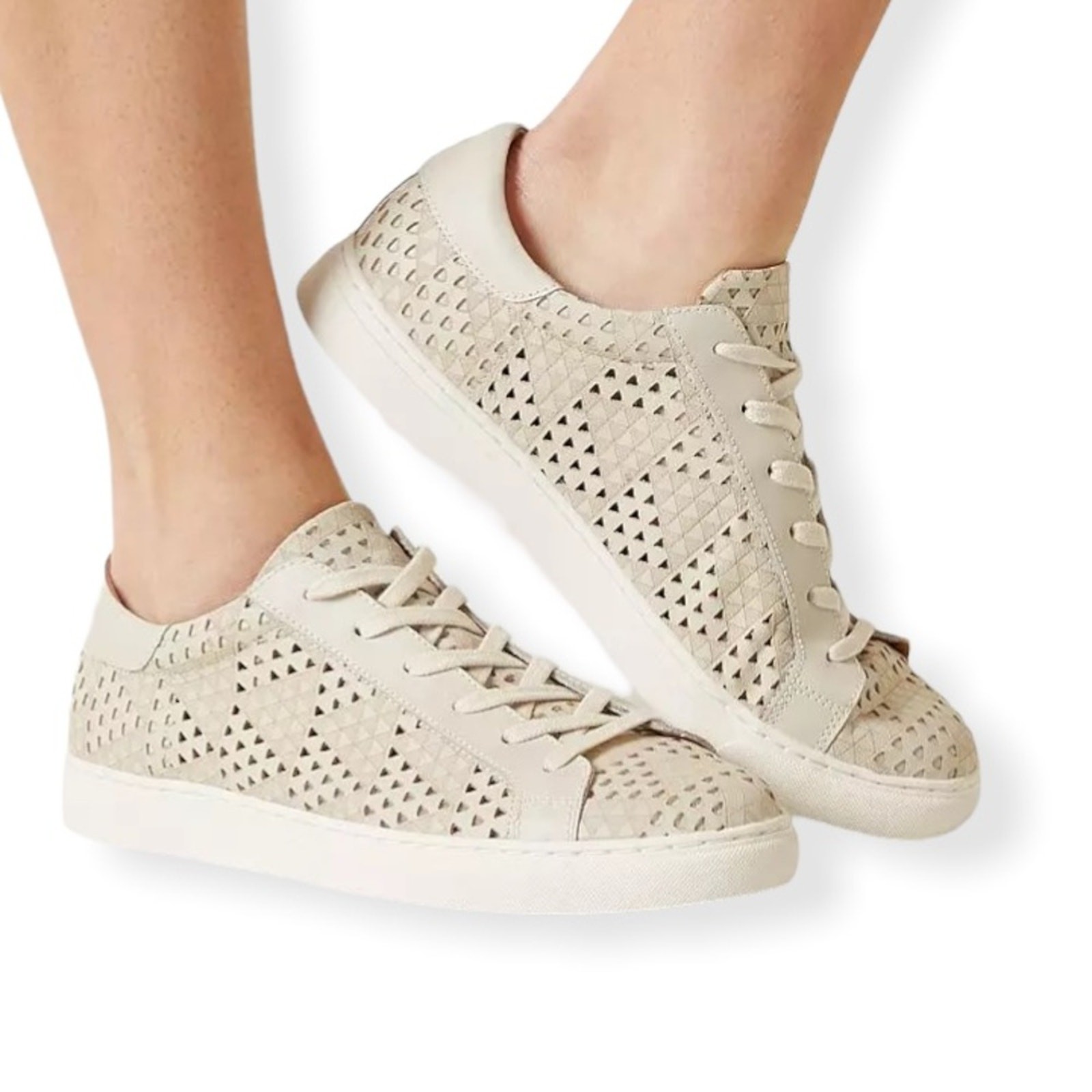 Lucky Brand Tan Lotus Laser Cut Leather Sneaker Size 6