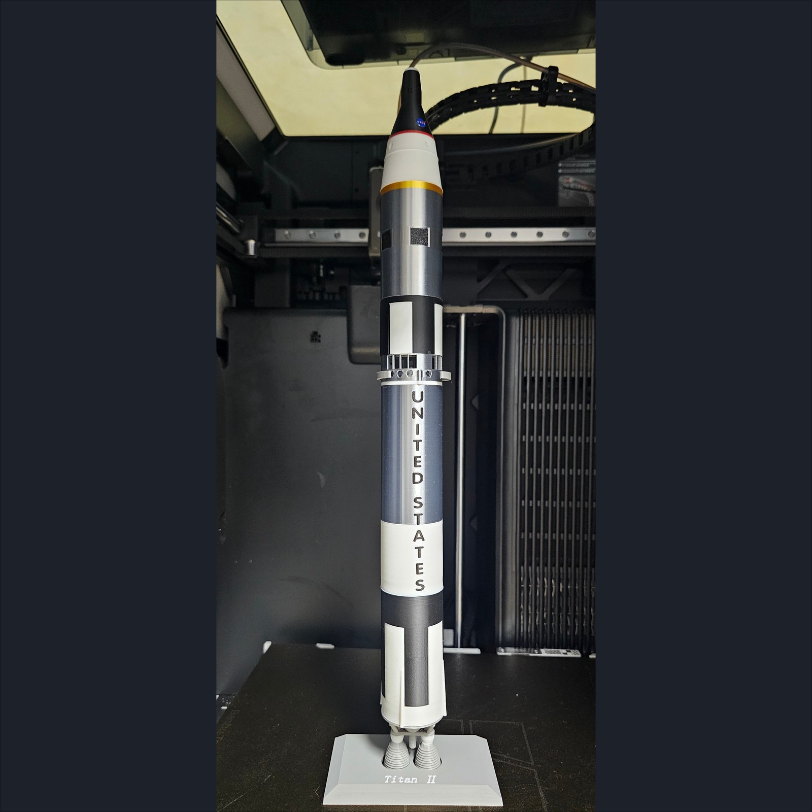 1/72 NASA Titan II GLV Gemini Launch Vehicle Rocket Model 3D Print with Base