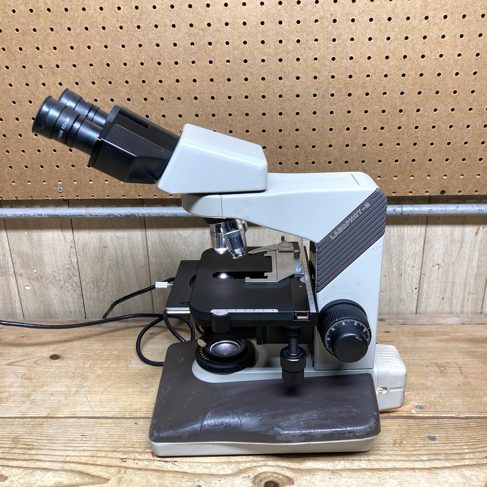 Nikon Labophot 2 Binocular Microscope W/ 3 Objectives - READ DESCRIPTION