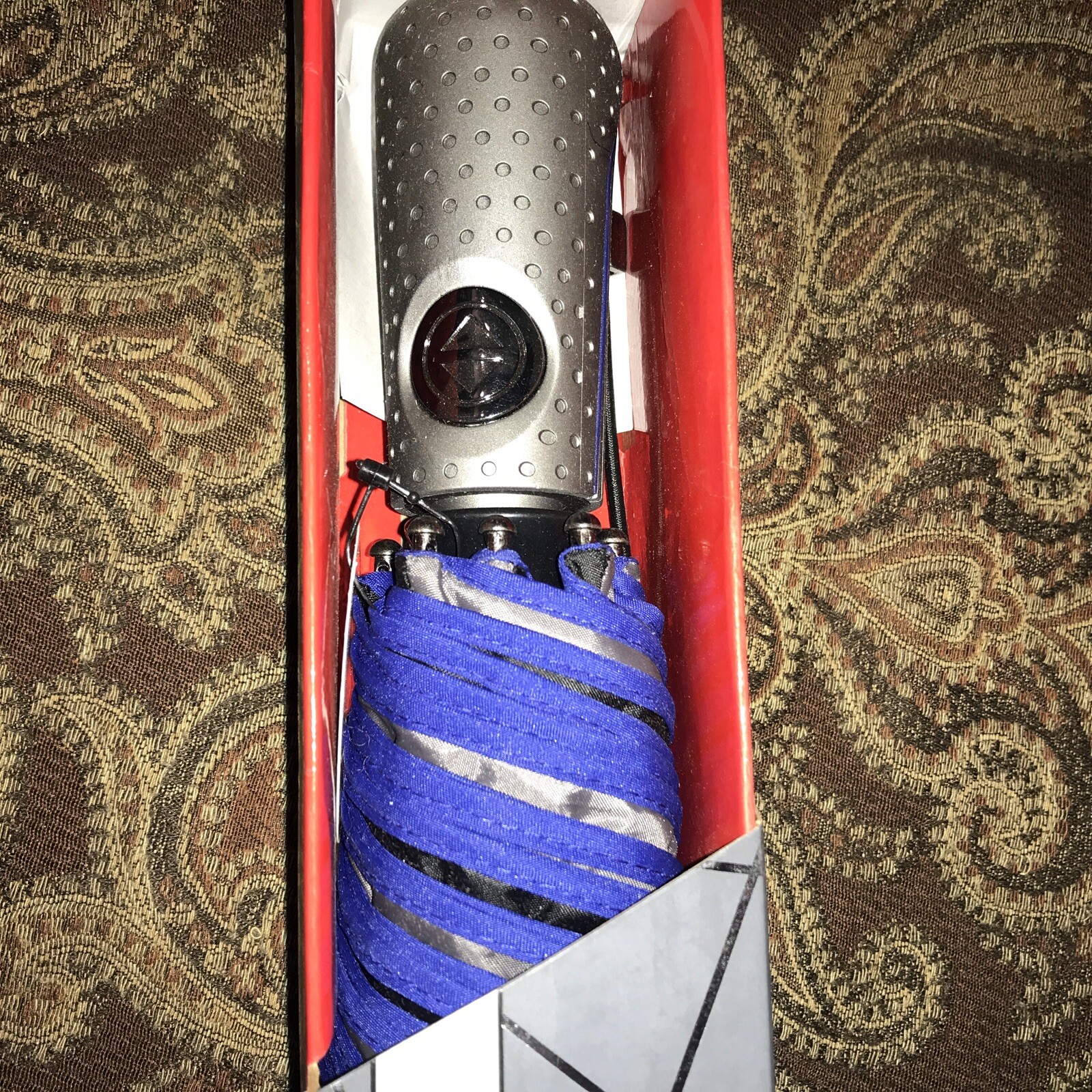 Totes Blue/Gray Automatic Umbrella NWT