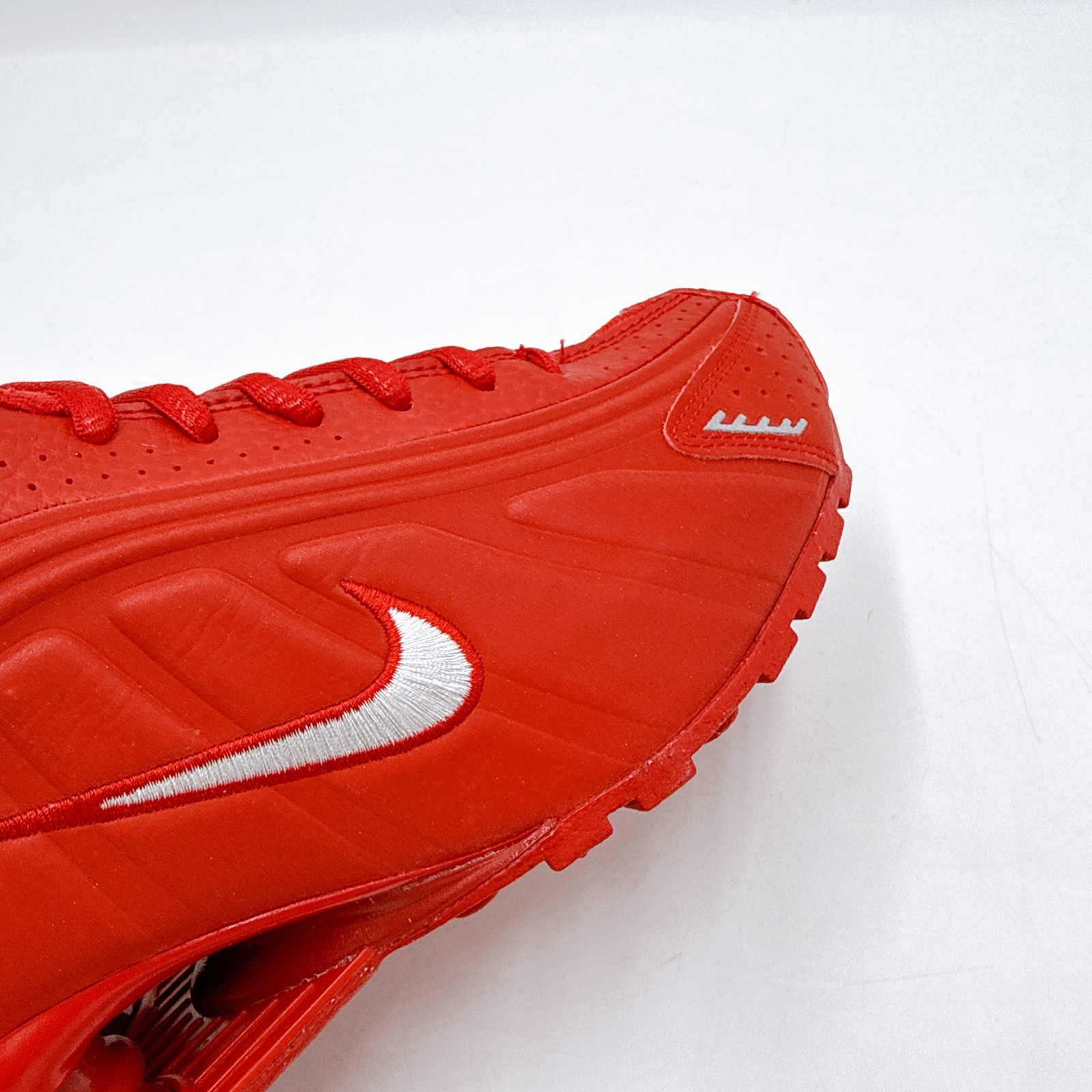 NIKE SHOX R4 GYM RED METALLIC SILVER IQ0608-687 Men's US 4.5 - 14 New
