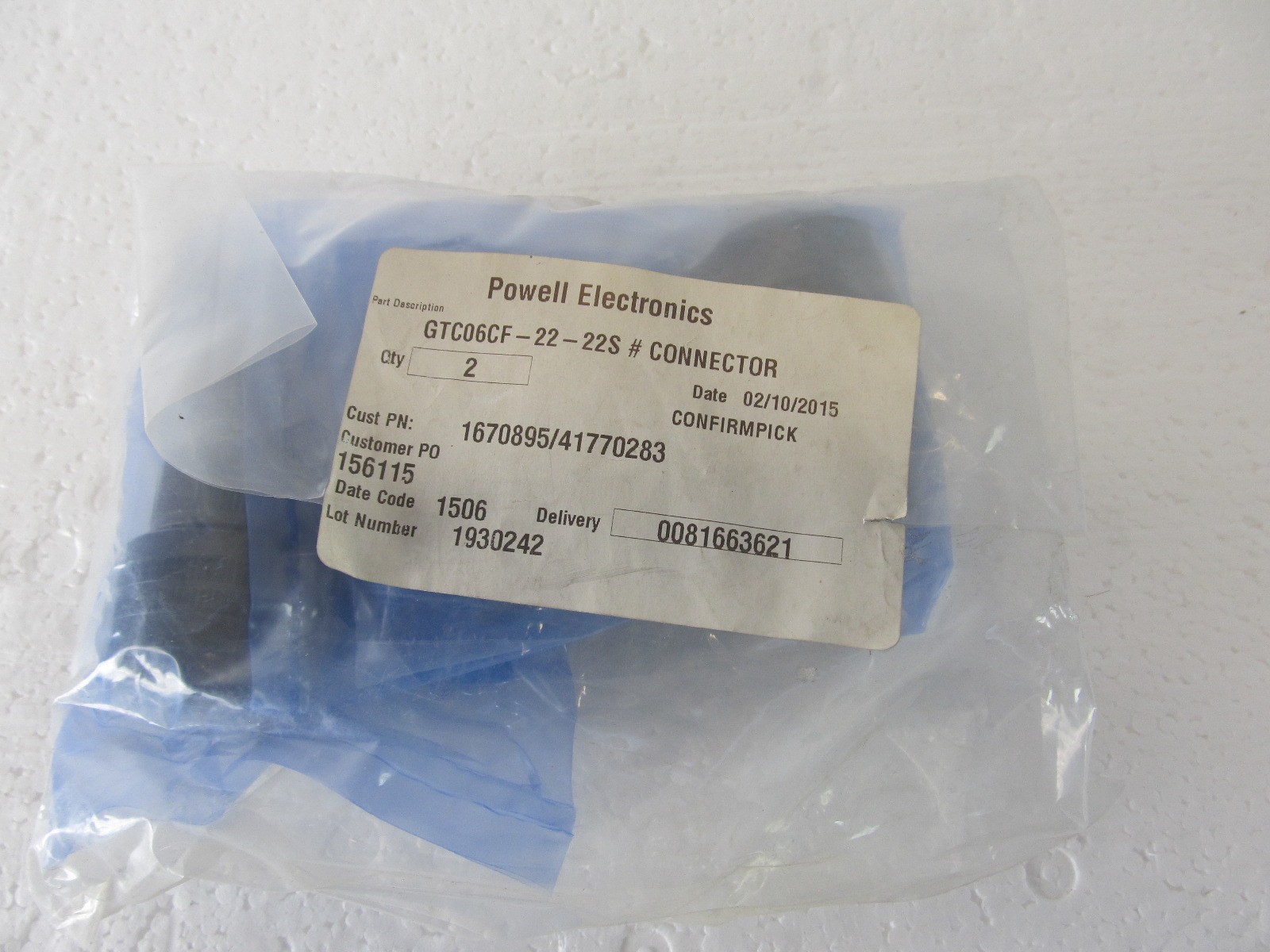 QTY=2 AMPHENOL GTC06CF22-22S / GTC06CF2222S New in Pkg