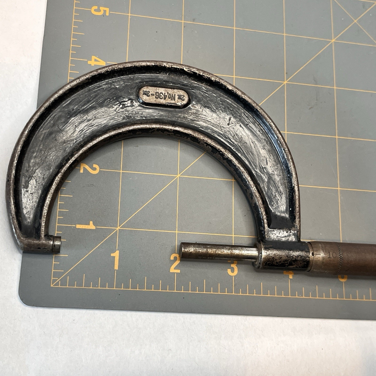 Antique STARRETT No. 436. 2-3in MICROMETER SLC