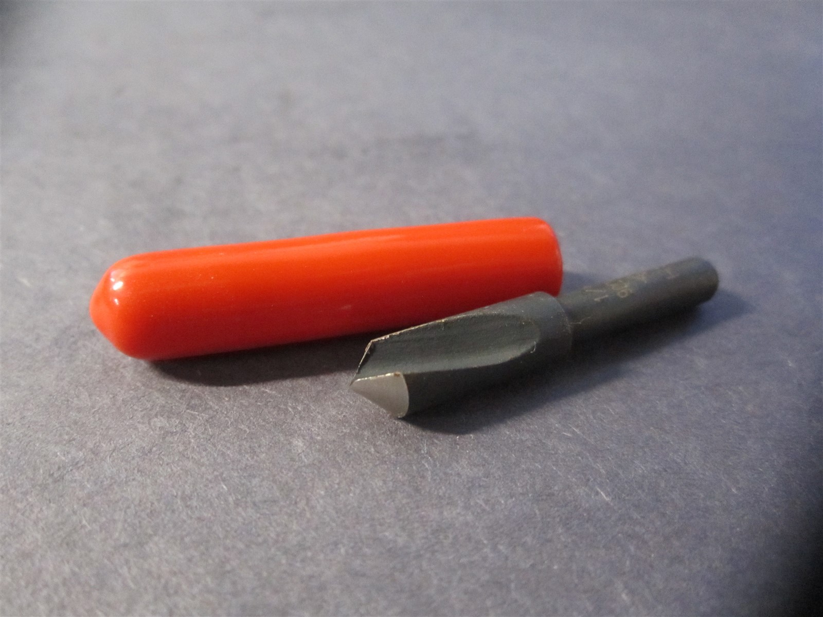Cleveland (C46103) 1/4 x 3/16" x 1-7/16" OAL High-Speed Steel RH 1Fl Countersink