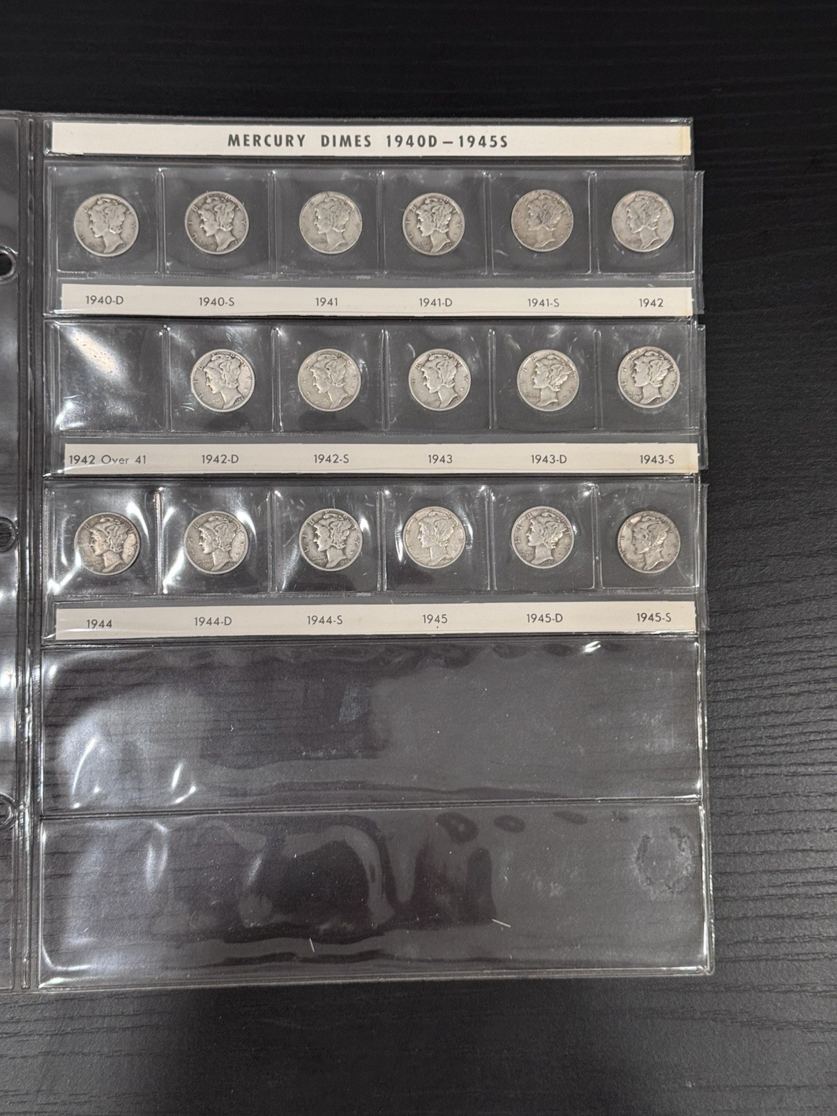 17 Mercury Dimes 1940-1945 SILVER NEAR COMPLETE