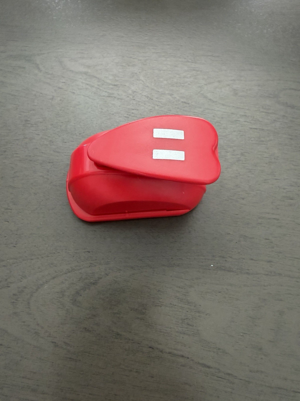 Paper Punch Ribbon , Button Punch, Red 29/230.622