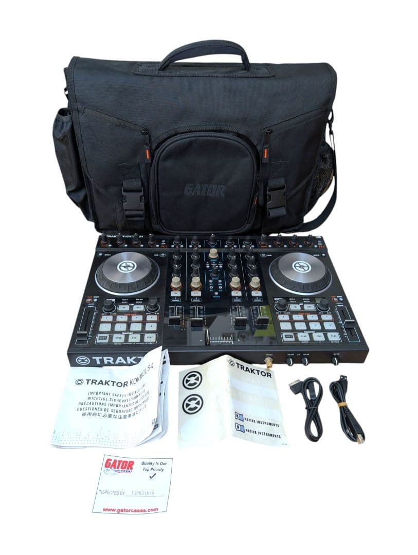 Native Instruments TRAKTOR Traktor S4 MK2 DJ Controller w/ GATOR Bag Manual USB