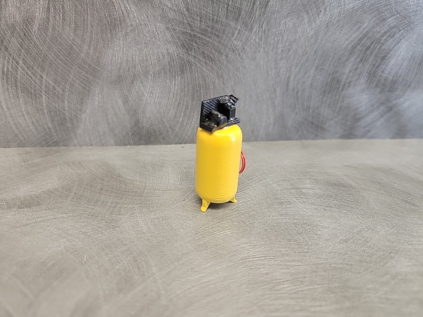 1/64 Custom scratch built Farm Yellow color Air Compressor