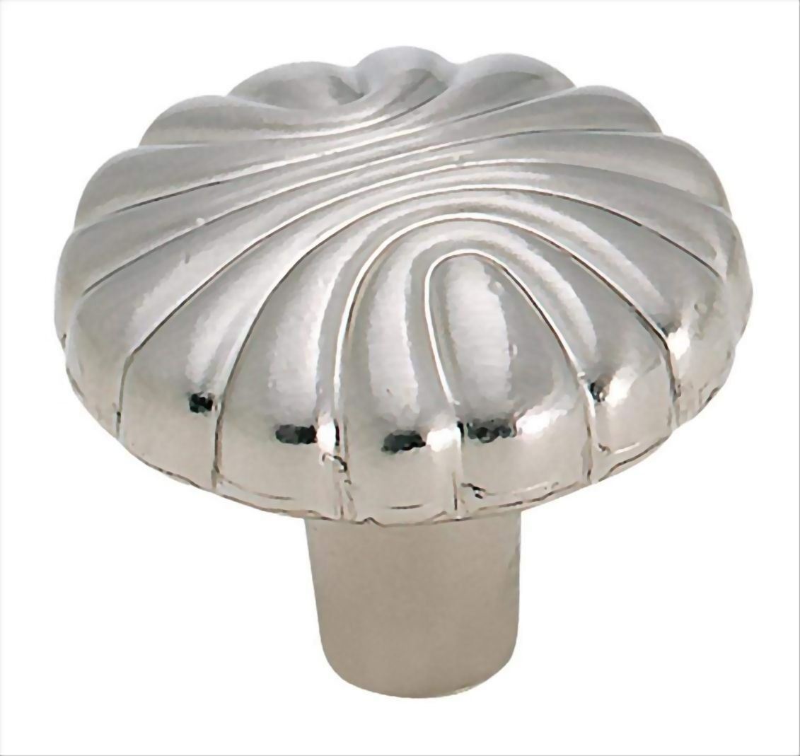 1-1/4" Natural Elegance Shell Knob Sterling Nickel