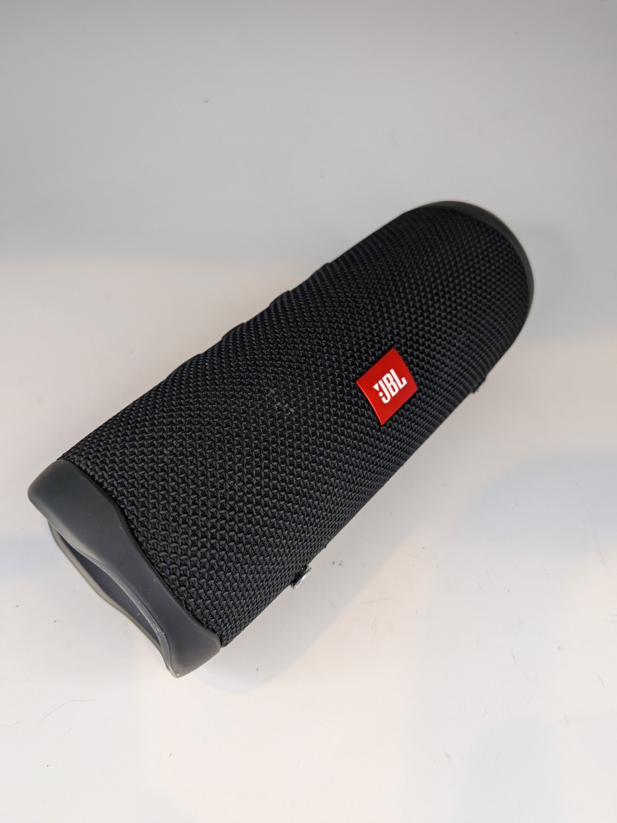 JBL Flip 5 Portable Waterproof Bluetooth Speaker Black JBLFLIP5