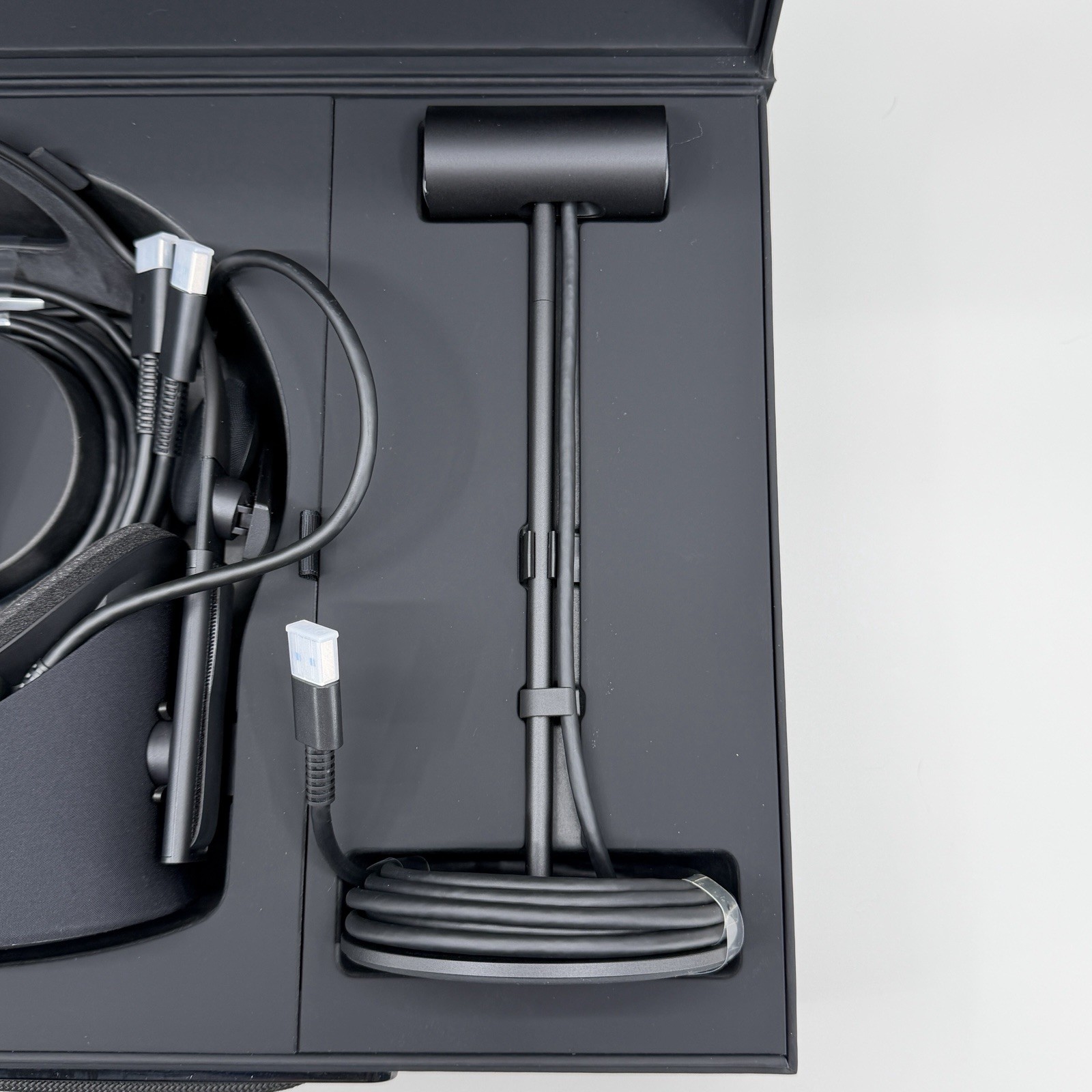 Oculus Rift CV1 VR Headset + Touch Controllers Open Box Never Used Complete Set