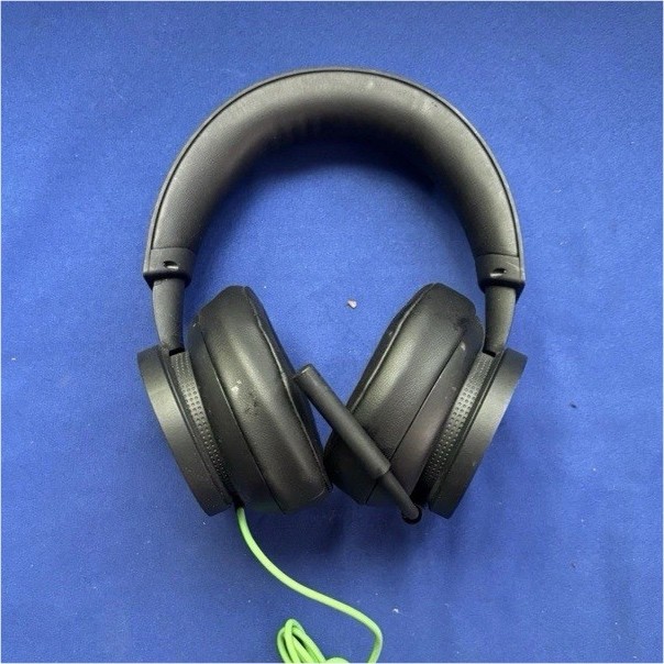 Xbox Wired Over-Ear Headset 3.5mm Boom Mic Mute Button Black/Green Cable