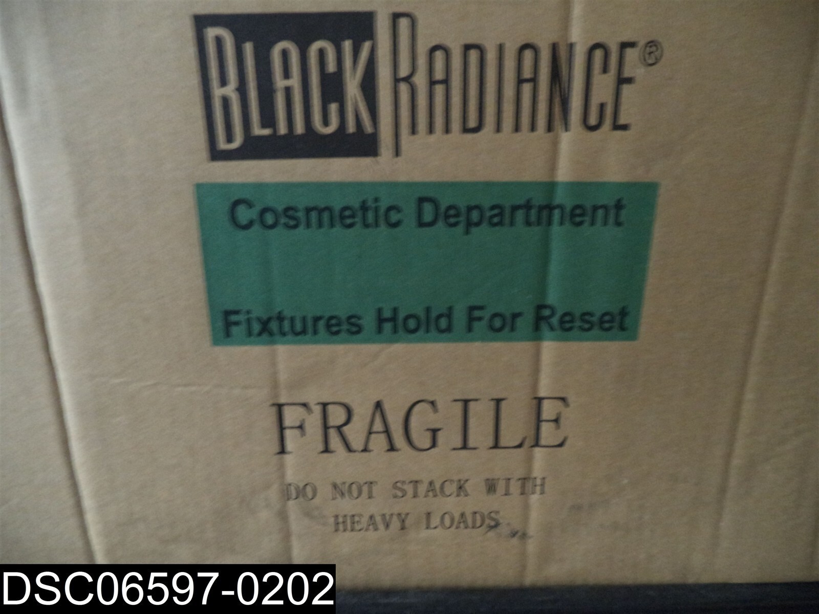 Black Radiance Spring 2018 Conversion Kit for Cosmetic Display 36" X 72"