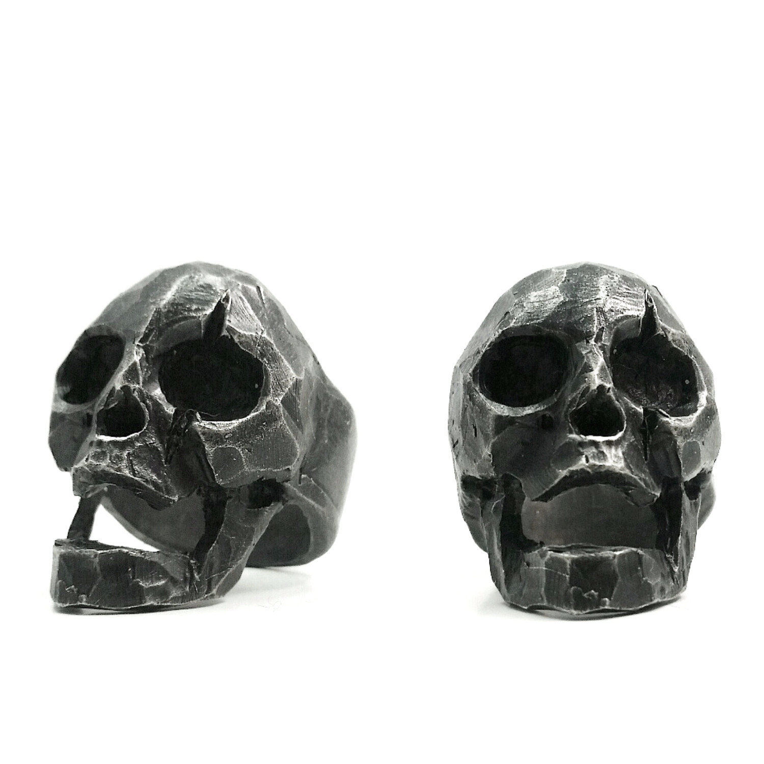 "Leonidas" Spartan King Skull Ring - Oxidized Silver Hearts Gothic Chrome