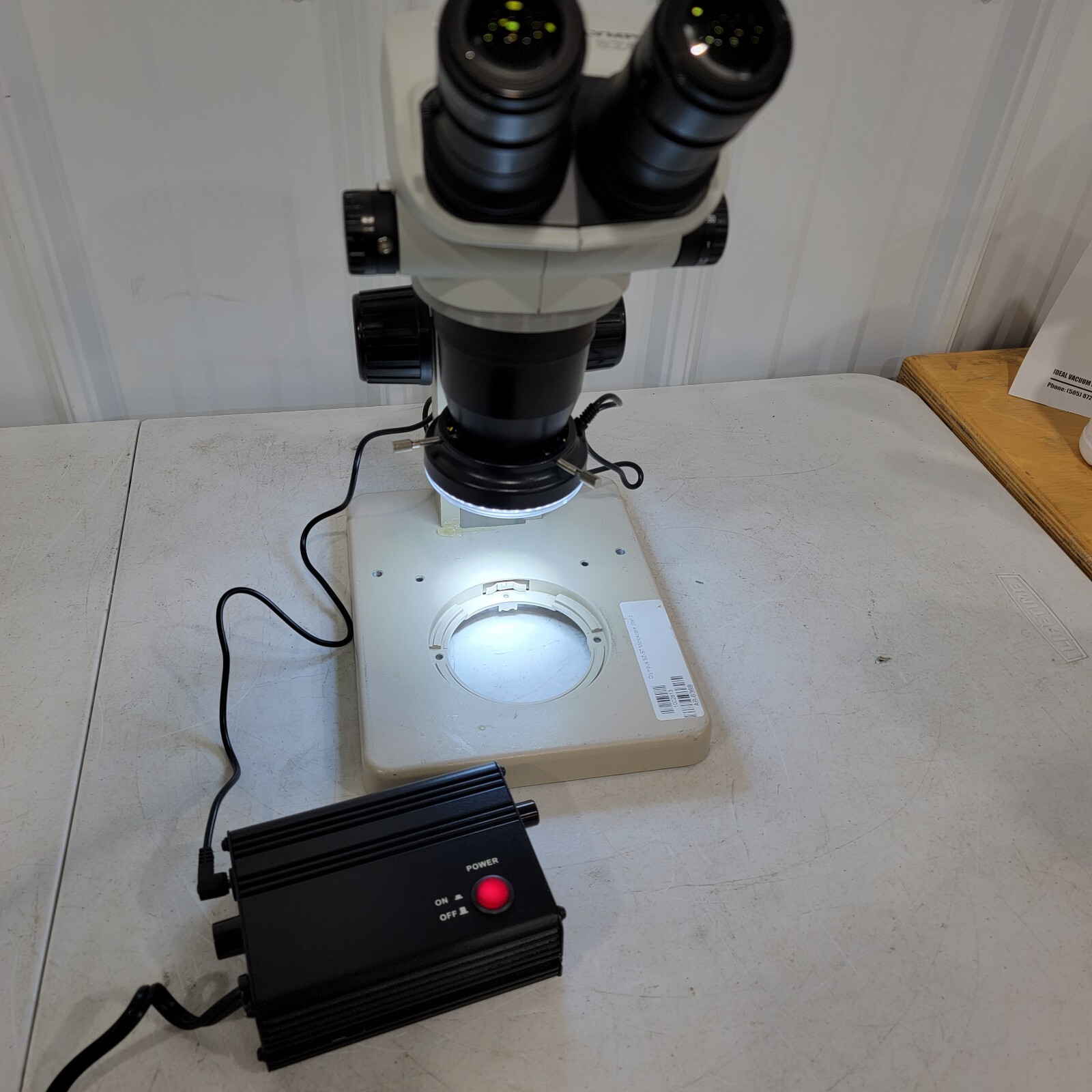60-LED Microscope Ring Light with Solid Black Metal Dimmer Control Box