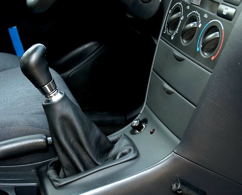 Shift Boot For Toyota Corolla MK9 Typ E12 E120 E130 2001-2007 Black Real Leather