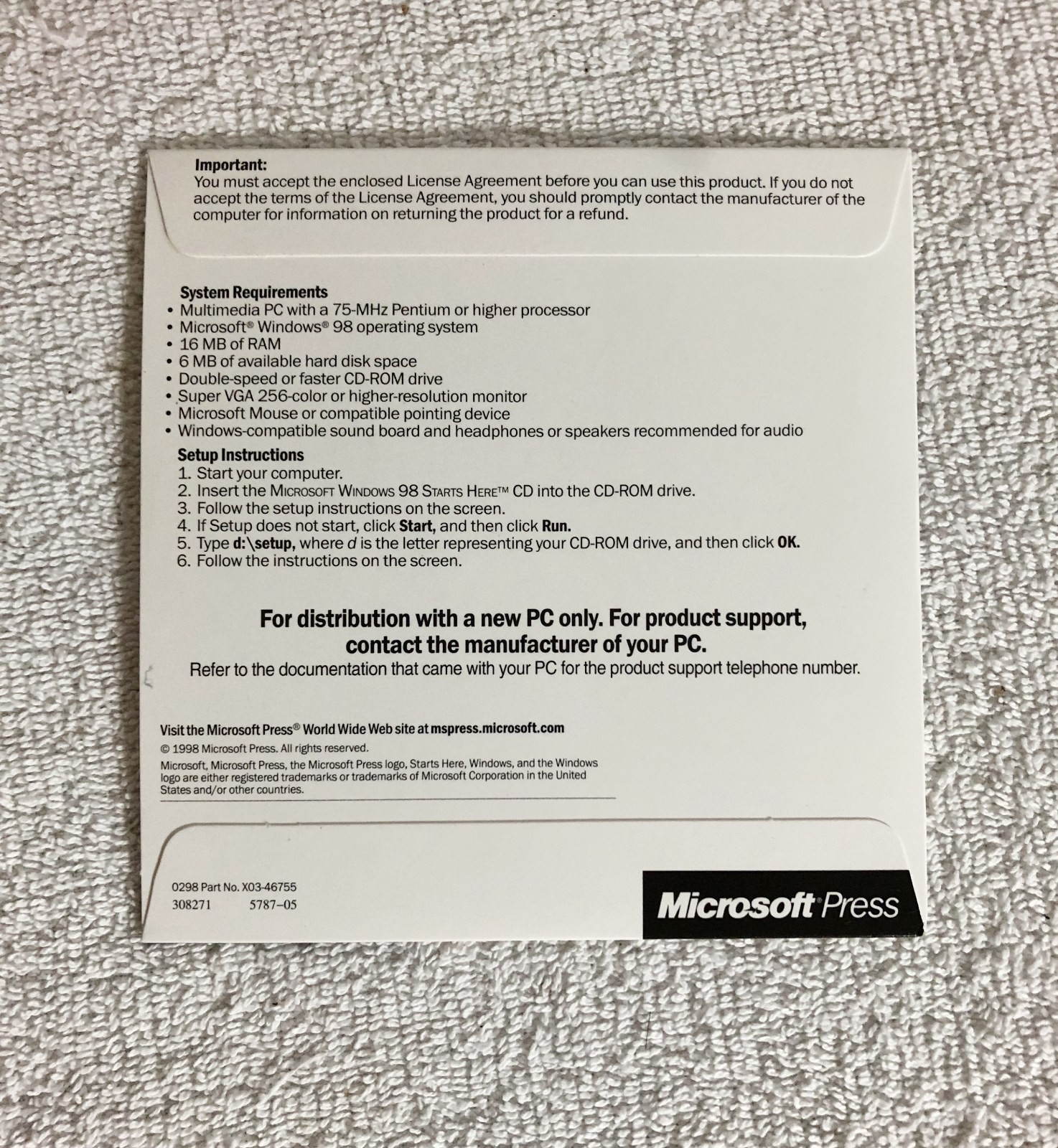 Vintage CD - Microsoft Windows 98 Starts Here