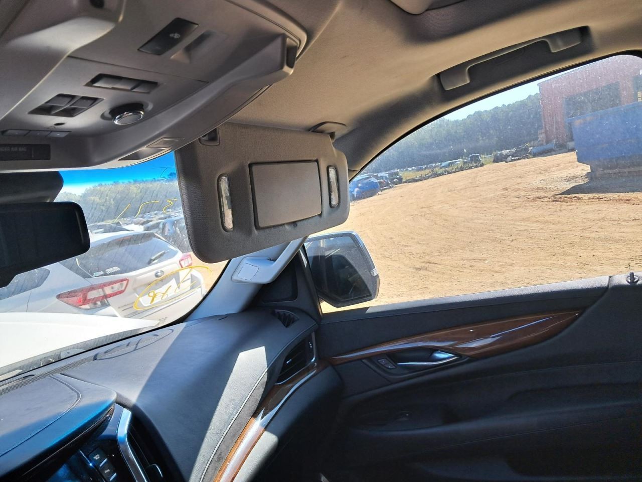 ESCALAESV 2016 Glove Box 4784424