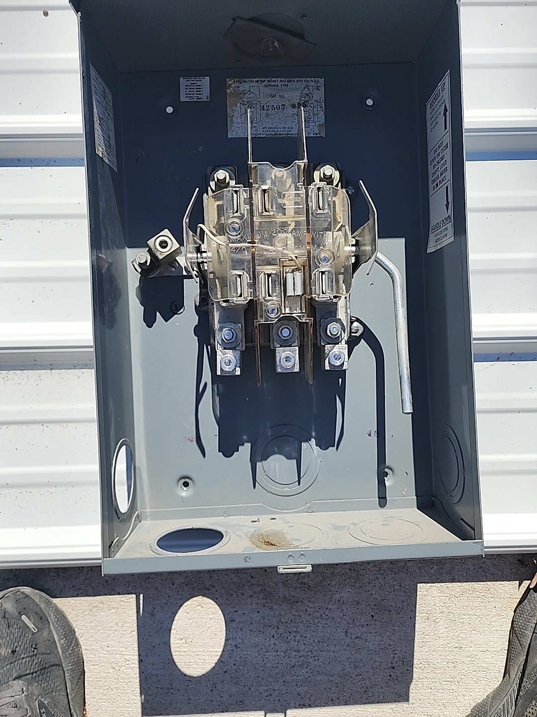Duncan 200 Amp Meter Socket Can Ringless 7T Jaw 3 Phase Bypass