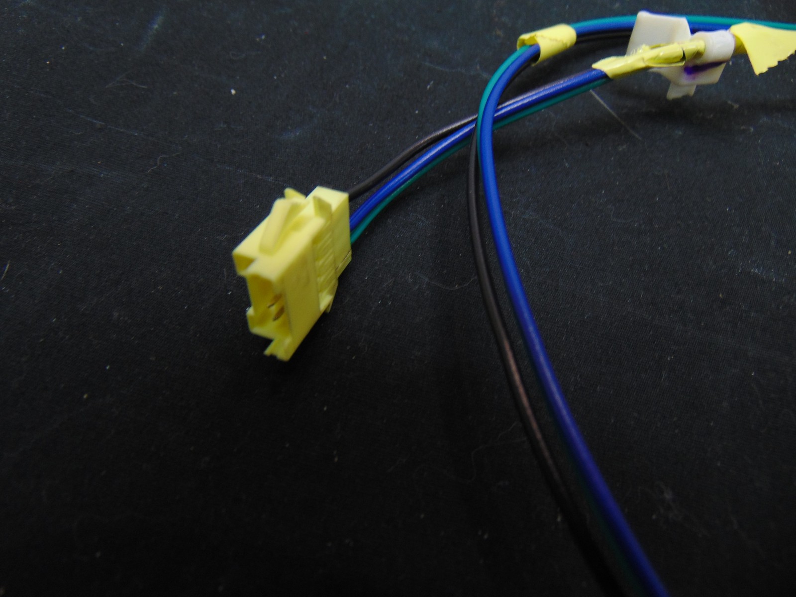 Frigidaire Electric Range GCFI3060BFD Wire Harness A21569501