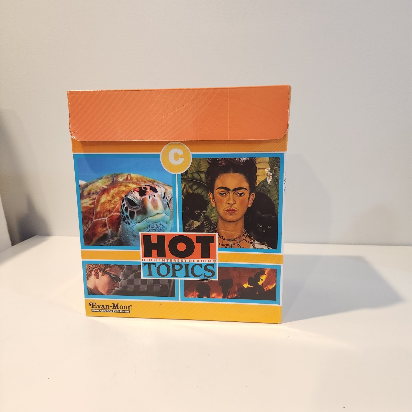 Hot Topics High Interest Reading Classroom Kit C with Teachers Guide and CDs